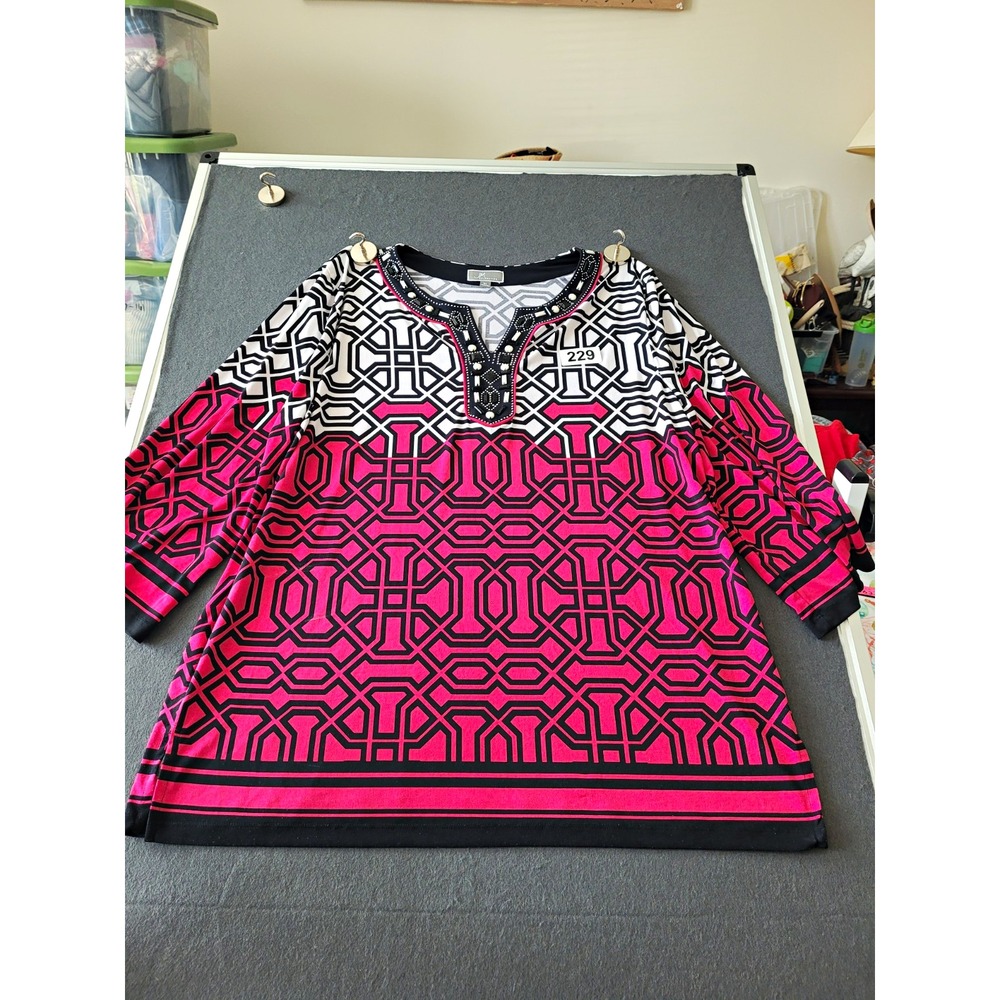 JM Collection Womens XL Pink/Black/White Geometric Split Neck 3/4 Tunic Beaded